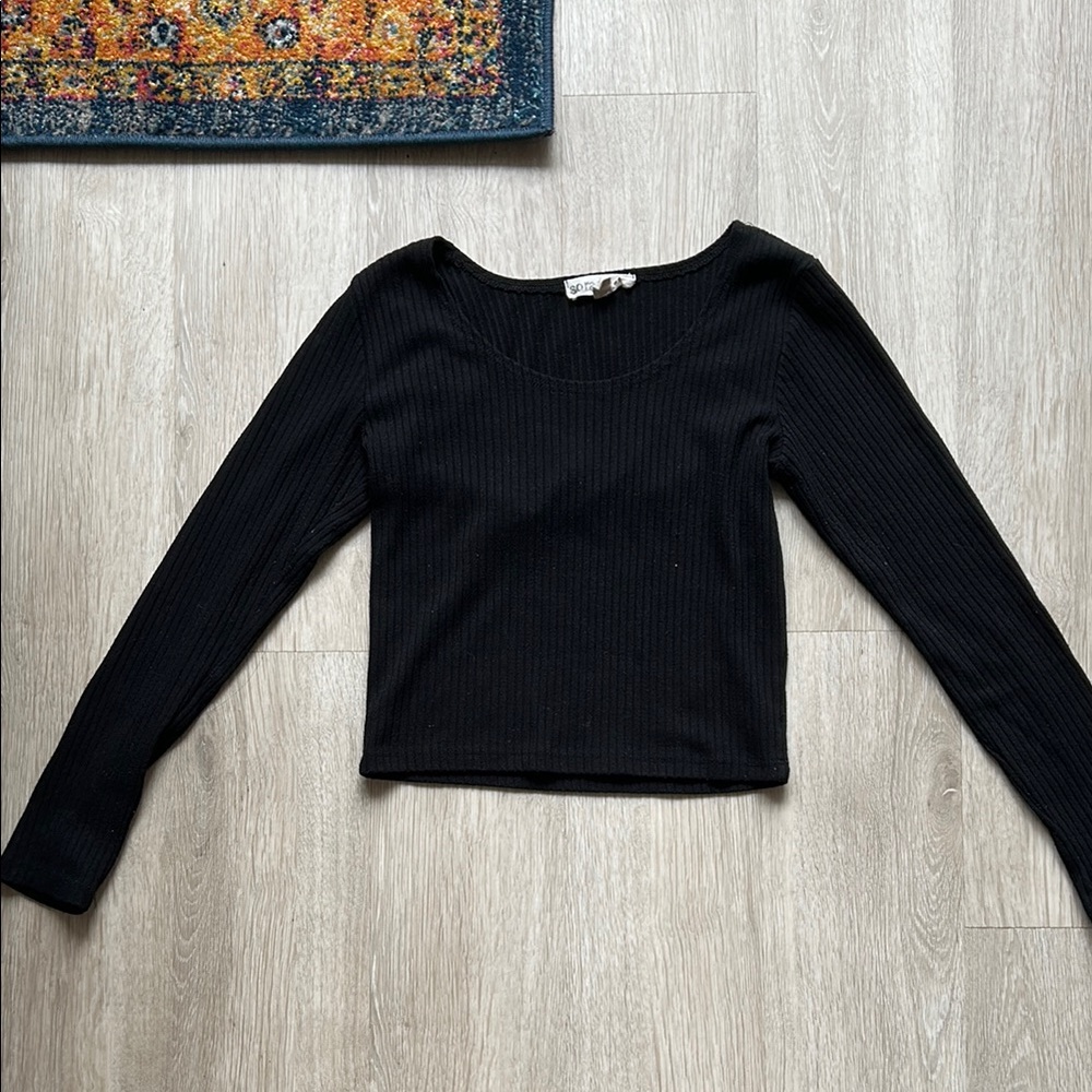 Black Fitted Long Sleeve Top